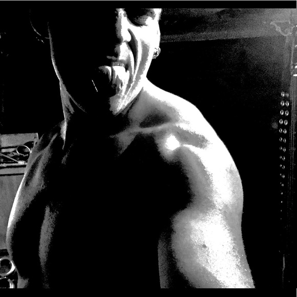 Meet your Posher, Eric - Picture 4 of 7